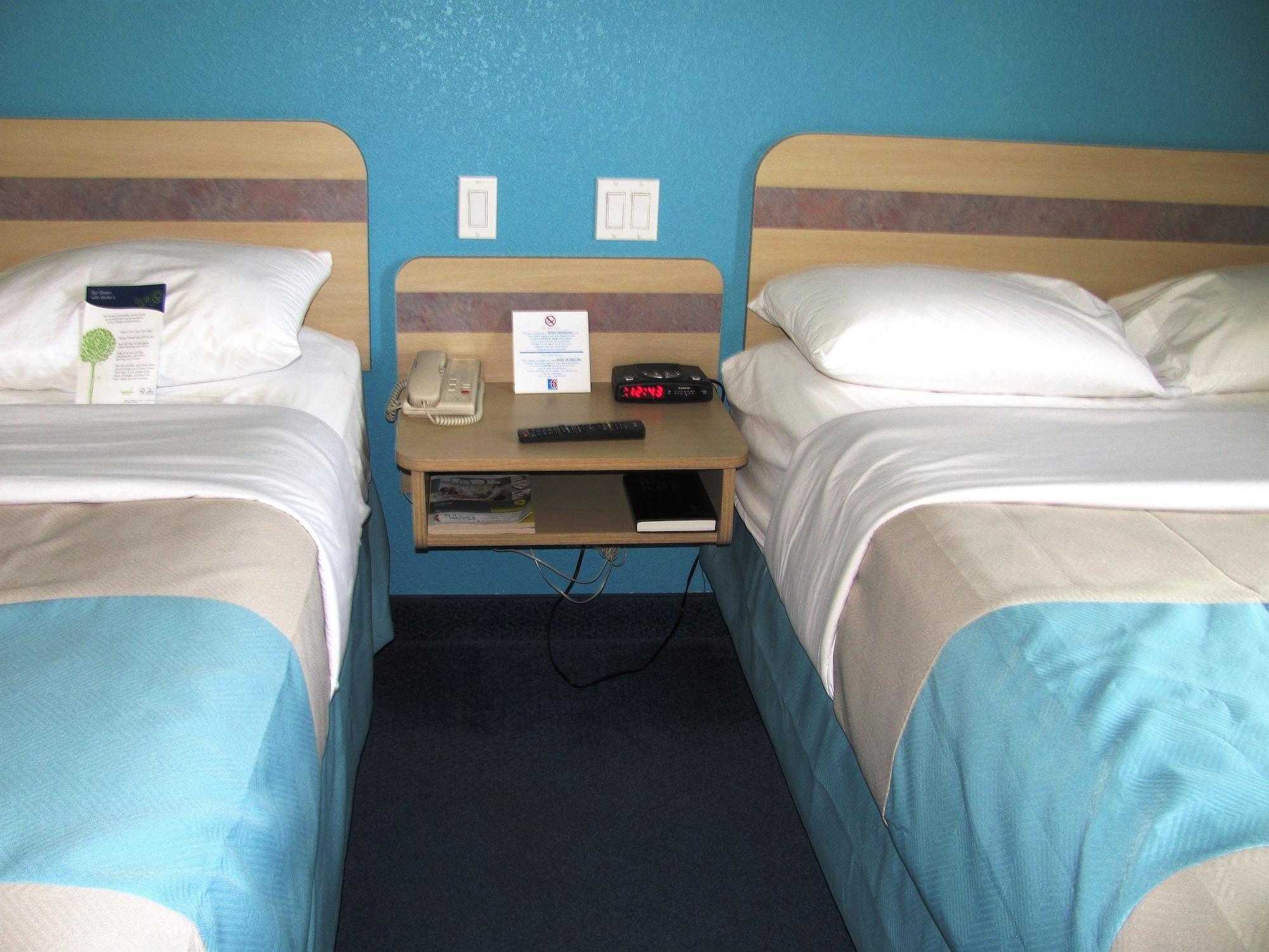 Motel 6-Huntsville, On Ngoại thất bức ảnh
