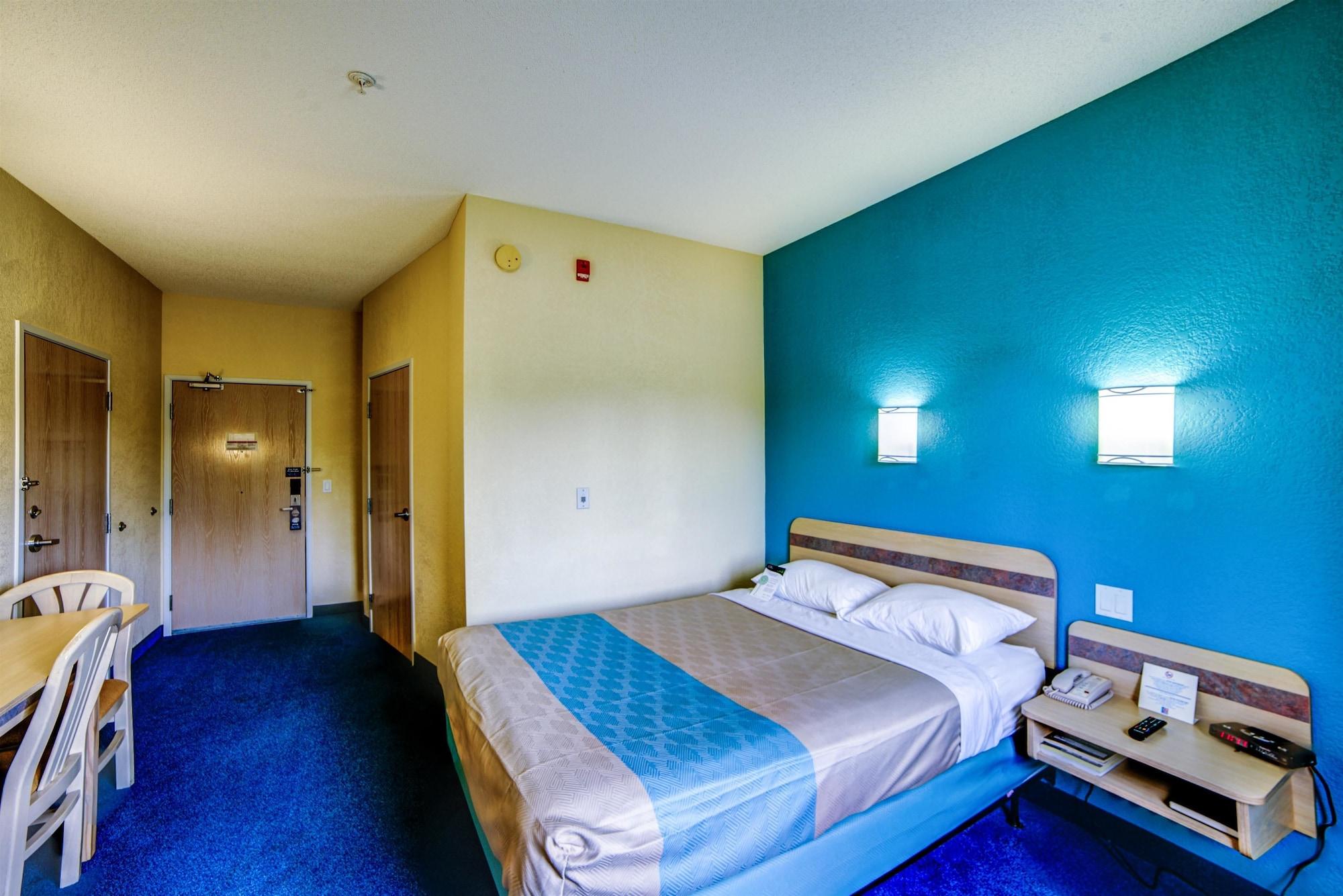 Motel 6-Huntsville, On Ngoại thất bức ảnh