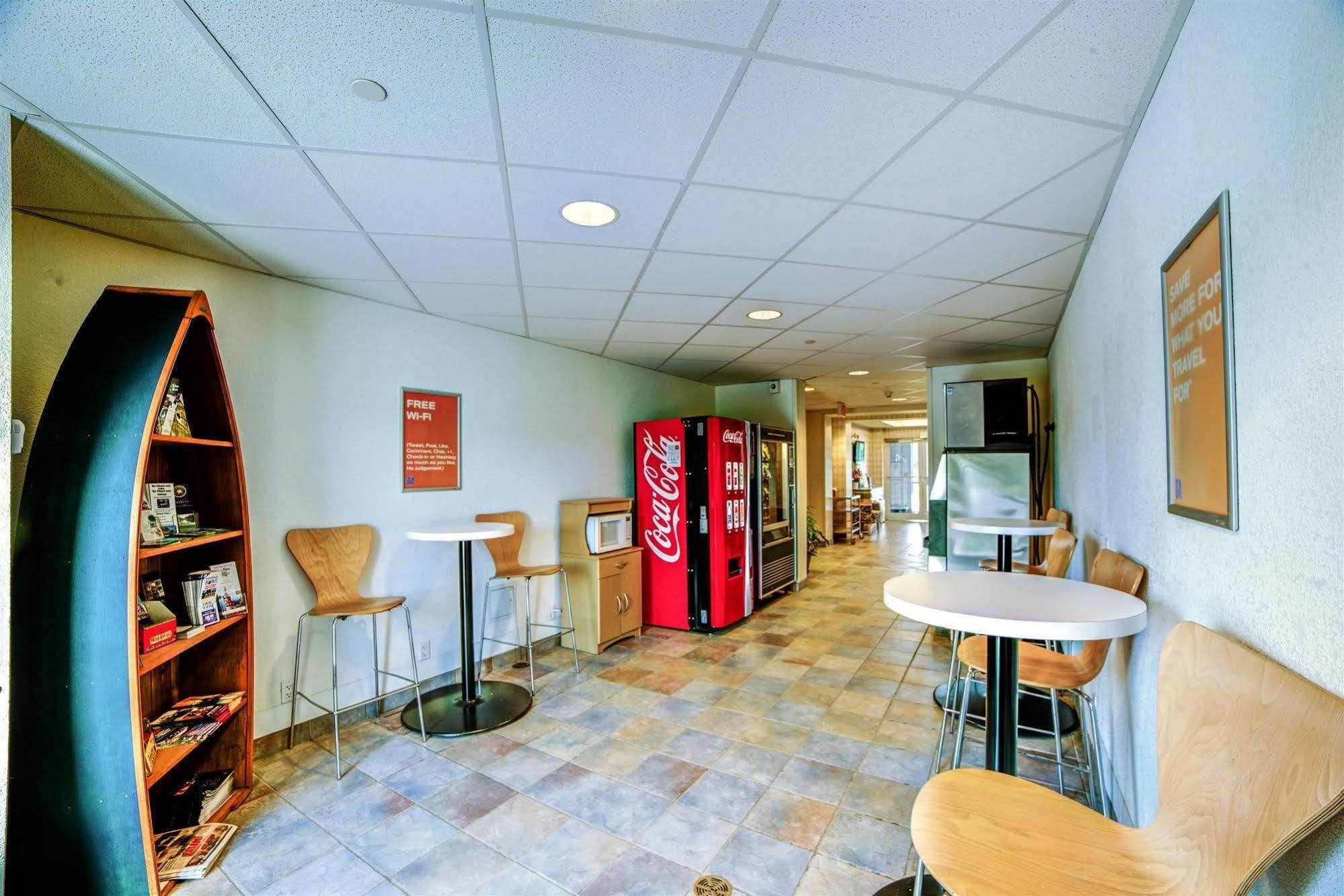 Motel 6-Huntsville, On Ngoại thất bức ảnh
