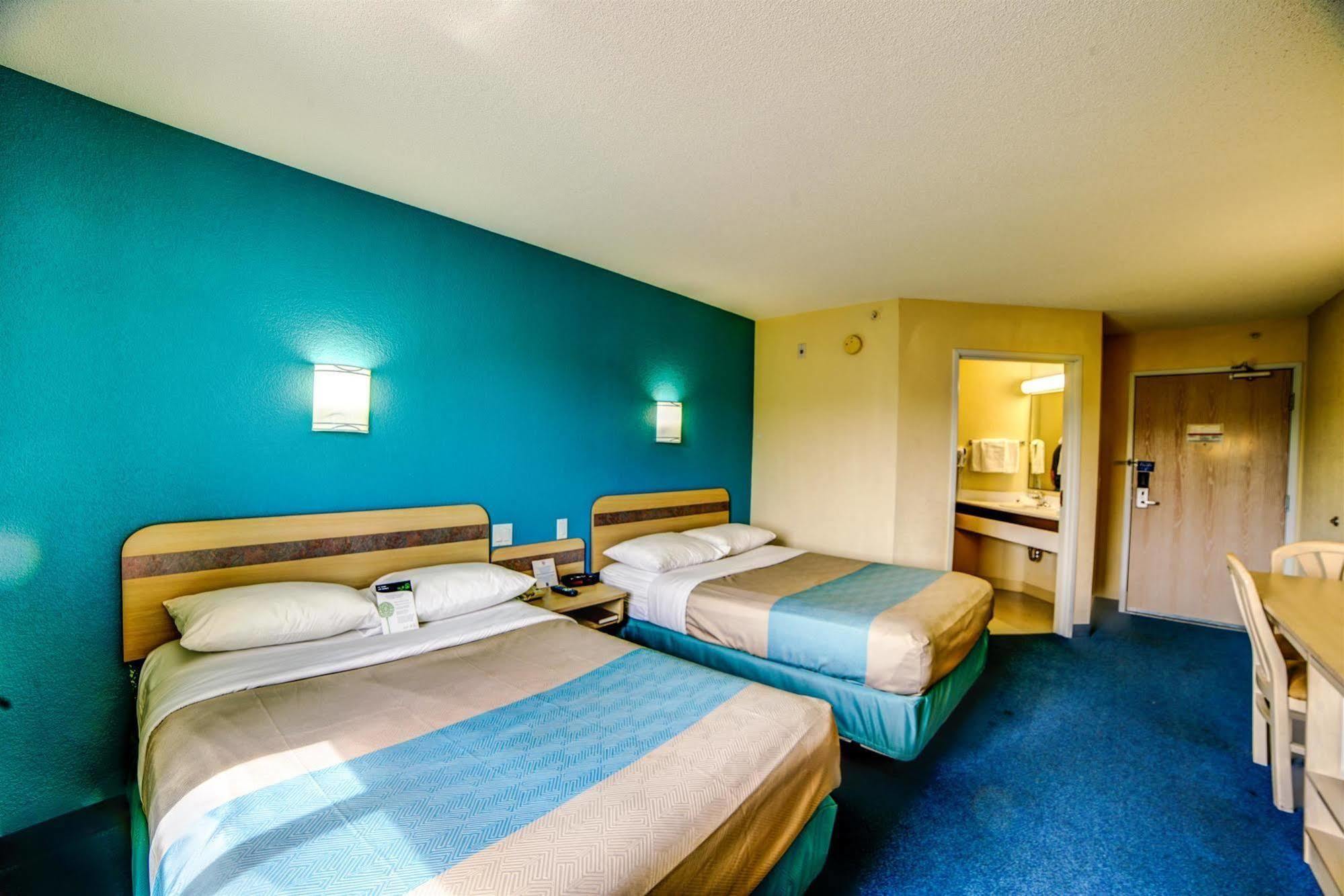 Motel 6-Huntsville, On Ngoại thất bức ảnh