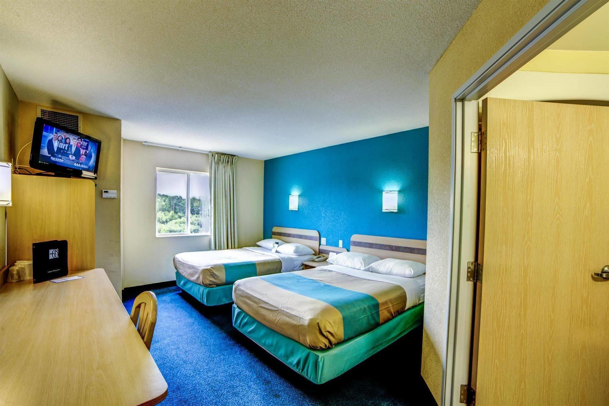 Motel 6-Huntsville, On Ngoại thất bức ảnh