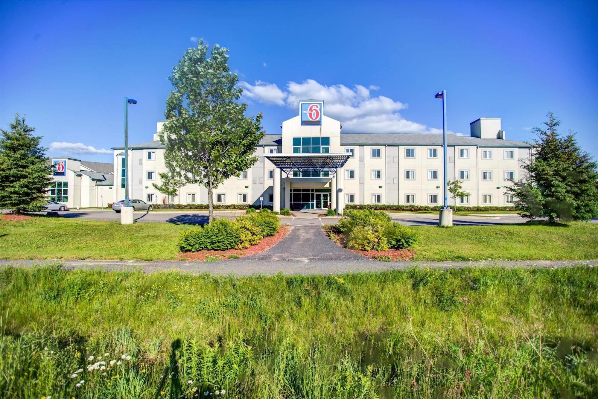 Motel 6-Huntsville, On Ngoại thất bức ảnh