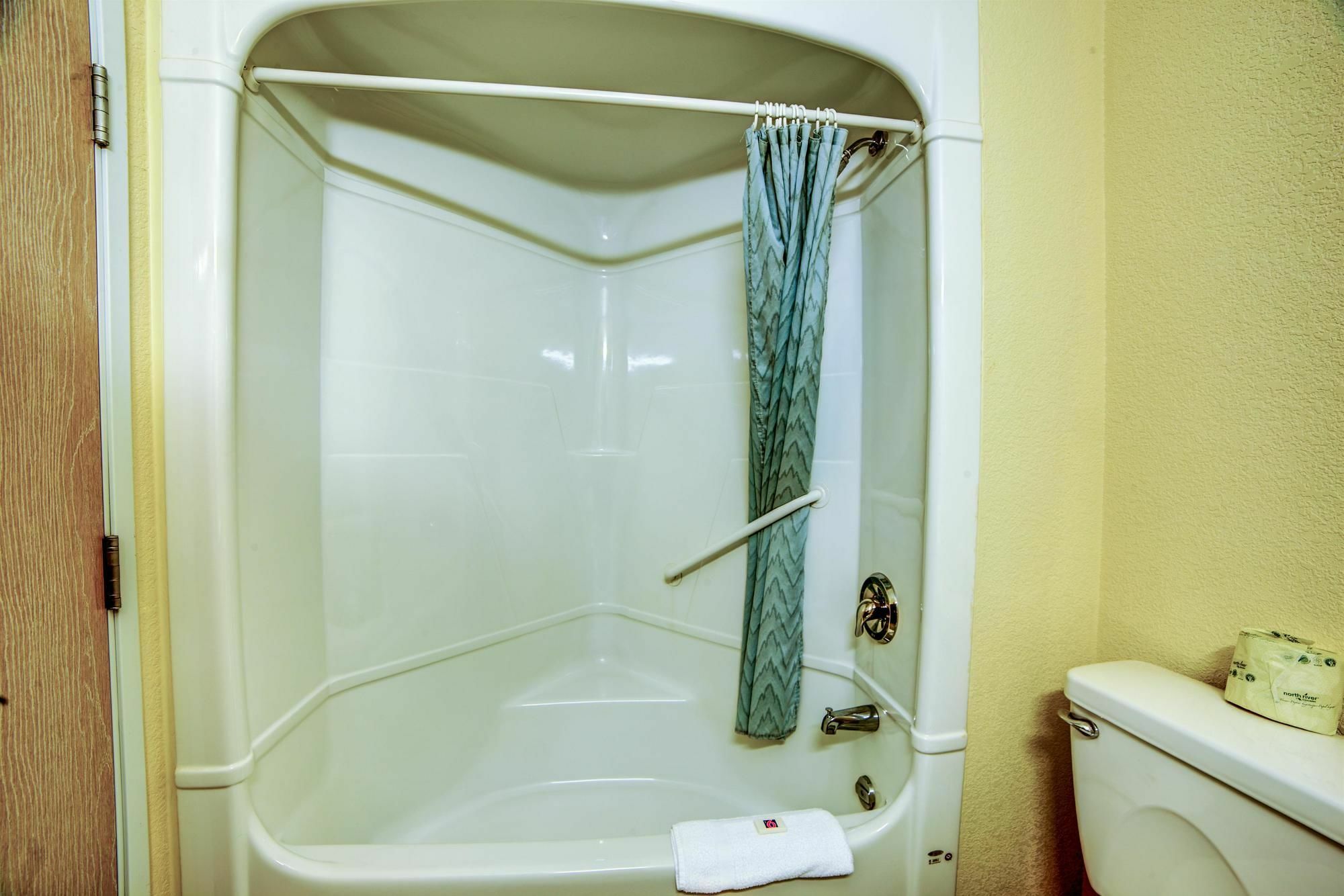 Motel 6-Huntsville, On Ngoại thất bức ảnh